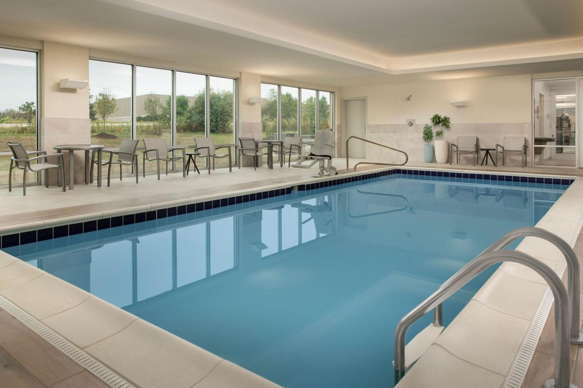 Towneplace Suites By Marriott Cincinnati Мейсън Екстериор снимка